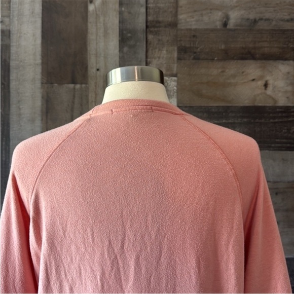 NWT! Lulu’s fuzzy dusty pink sweatshirt XSmall cozy pockets softgirl gorpcore - Picture 6 of 13